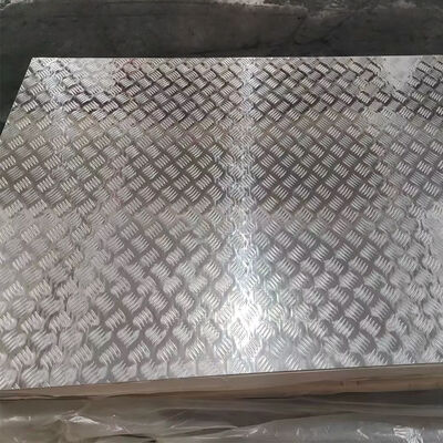 3003 6061 Aluminum Checker Plate Aluminum Diamond Tread Plate 5 Bars Embossed Anti-Slip Patterned Diamond Sheet